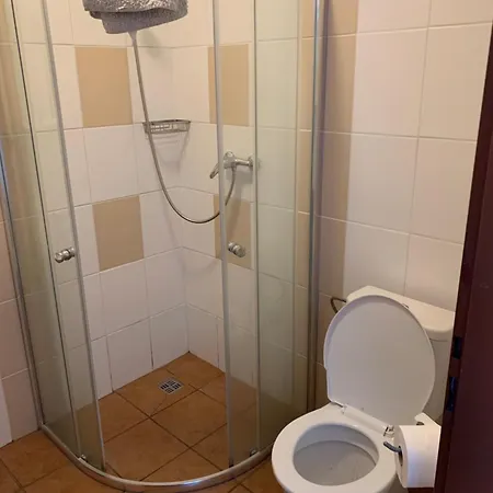 Na Potoce Pensión *