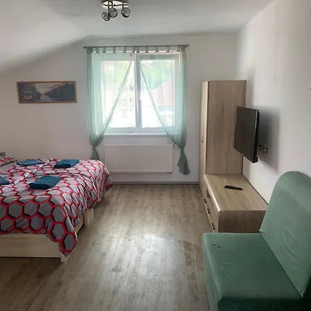 Na Potoce Guest house *